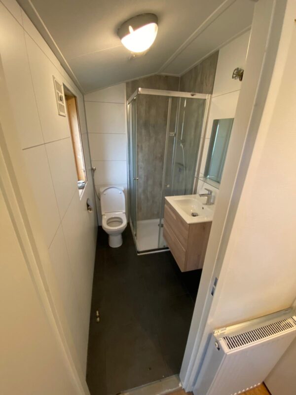badkamer renoveren door aannemer in alphen aan den rijn
